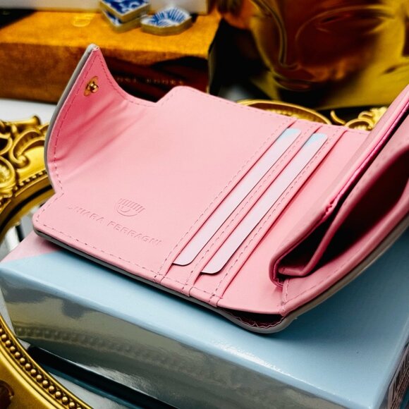 🆕 CHIARA FERRAGNI 🧿 BNIB Range A Eyelike Bifold Wallet, Grey - Picture 4 of 16
